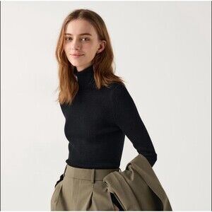 Uniqlo Women Extra Fine Merino Ribbed Turtleneck Sweater Size S Black NWT